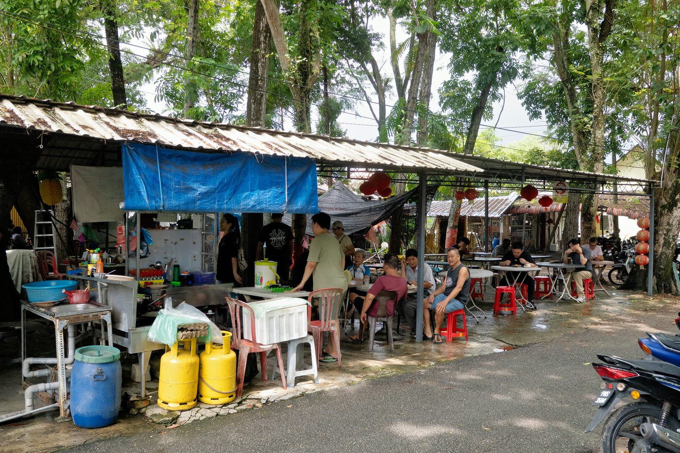 Under the Tree Food Court